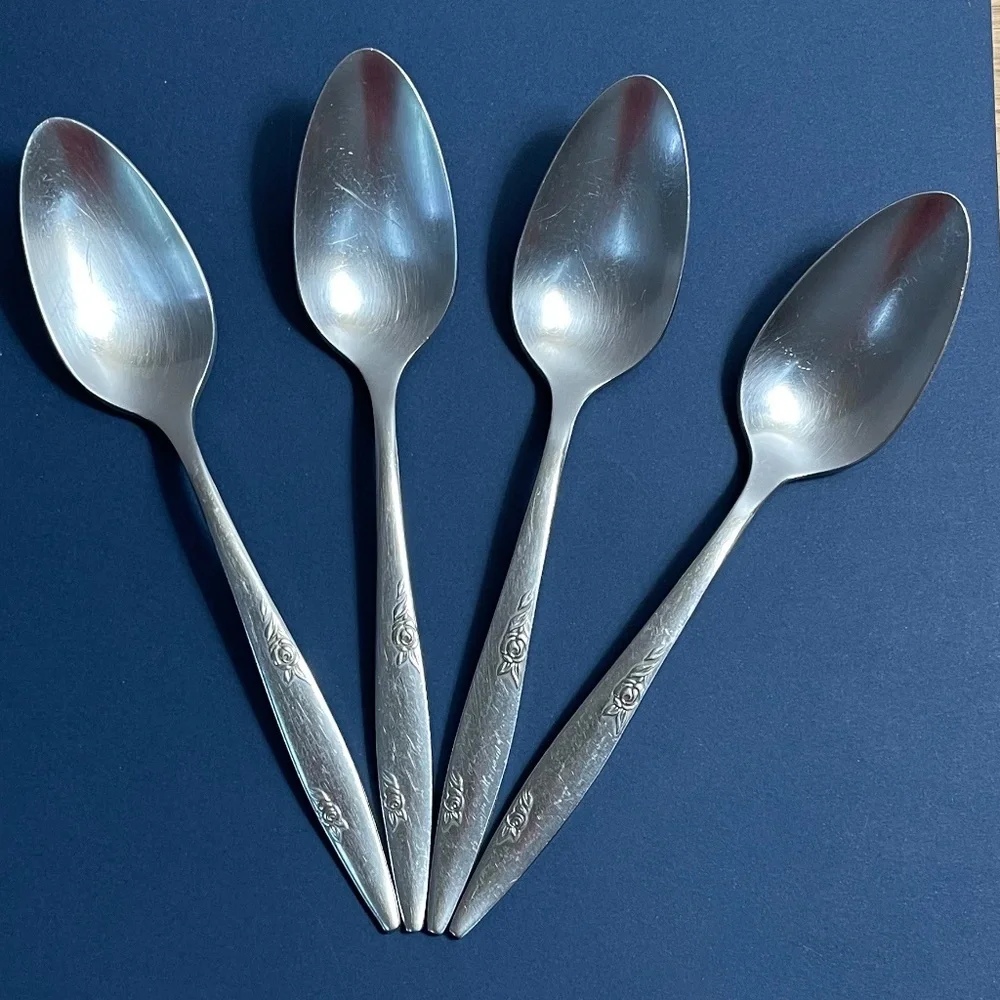 Oneida Stainless Flatware Rose Duet Pattern 4 Teaspoons HTF Pattern Made in USA